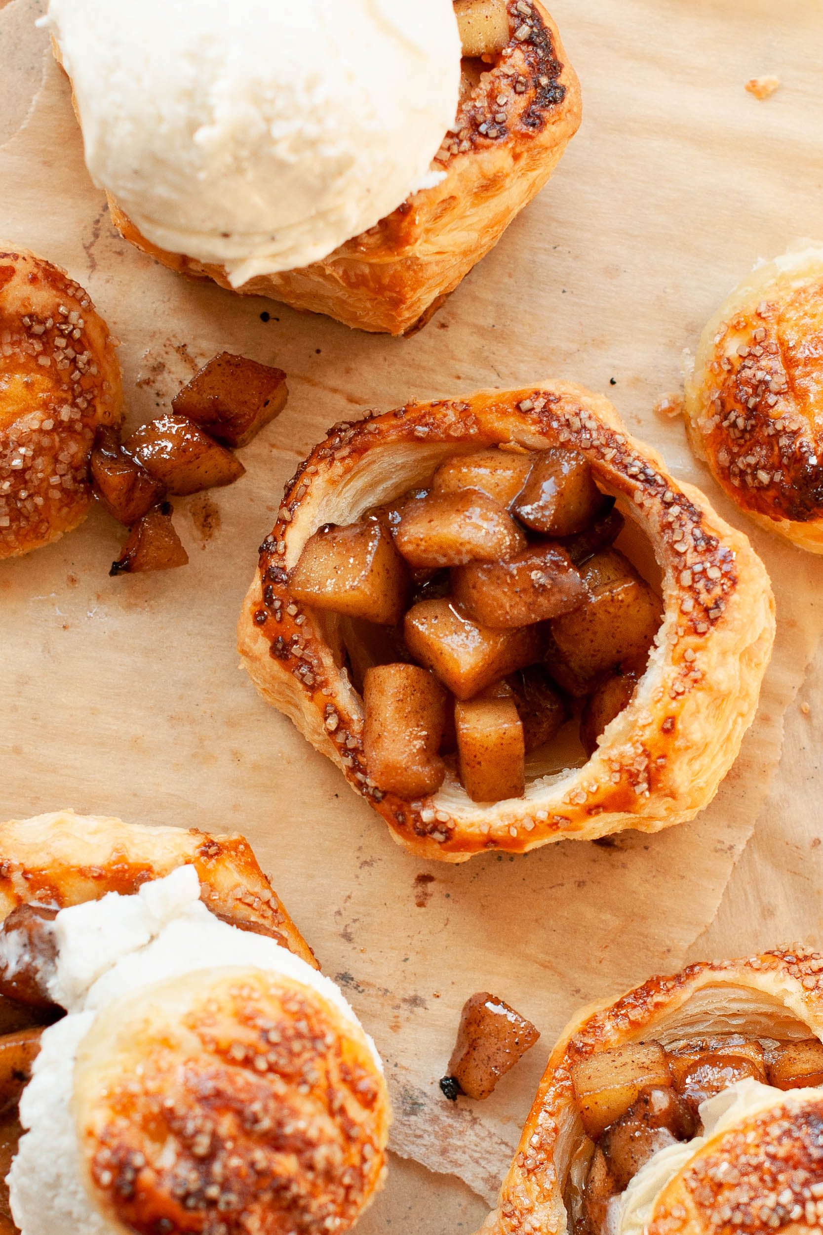 Apple Pie Puff Pastry Cups